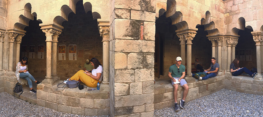 Students sketching on study abroad trip to Barcelona Spain 2019